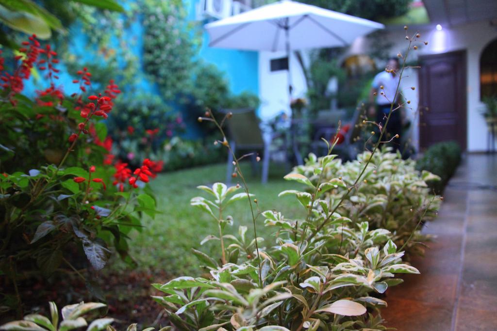 Villa Del Angel Hotel San Salvador Bagian luar foto